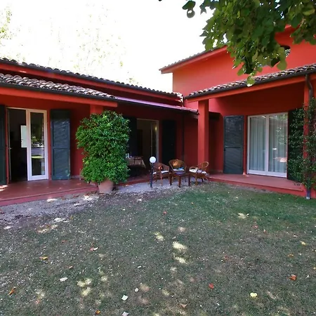 Beautiful Cottage In Colonnella With Swimming Pool *