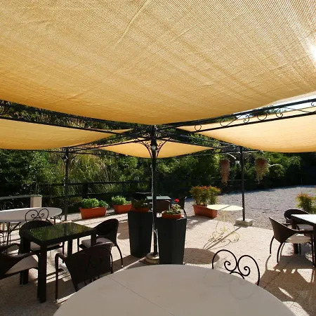 Beautiful In With Swimming Pool * Colonnella