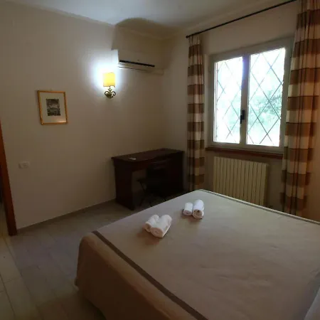 Beautiful In With Swimming Pool * Colonnella
