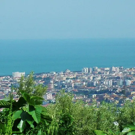 Beautiful In With Swimming Pool * Colonnella